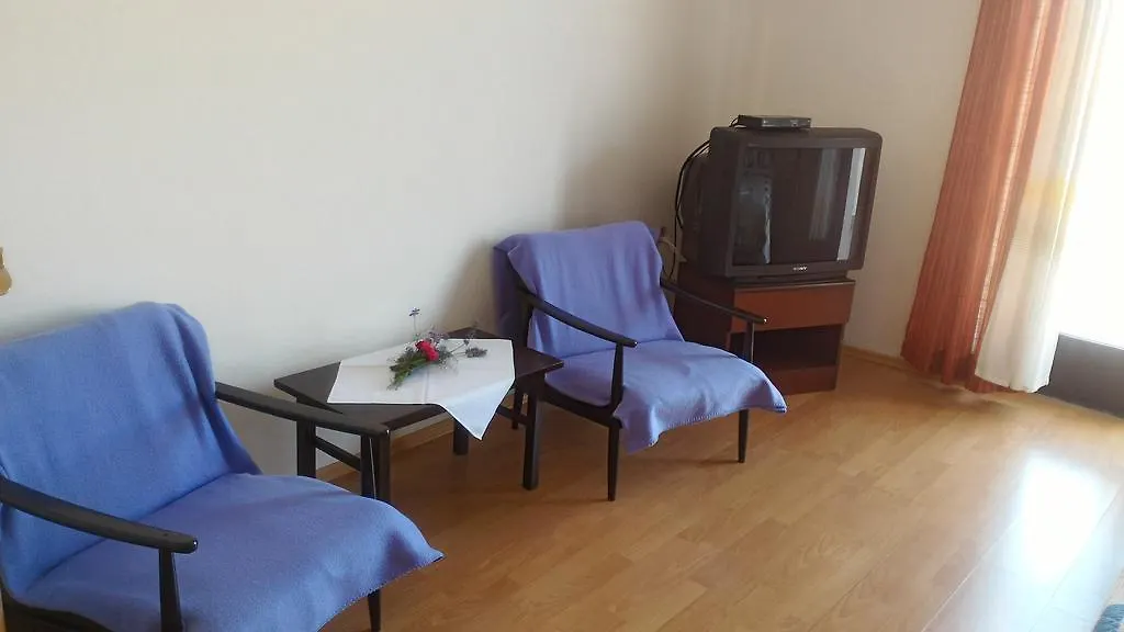 Apartments Beceic 니바이스 0*,