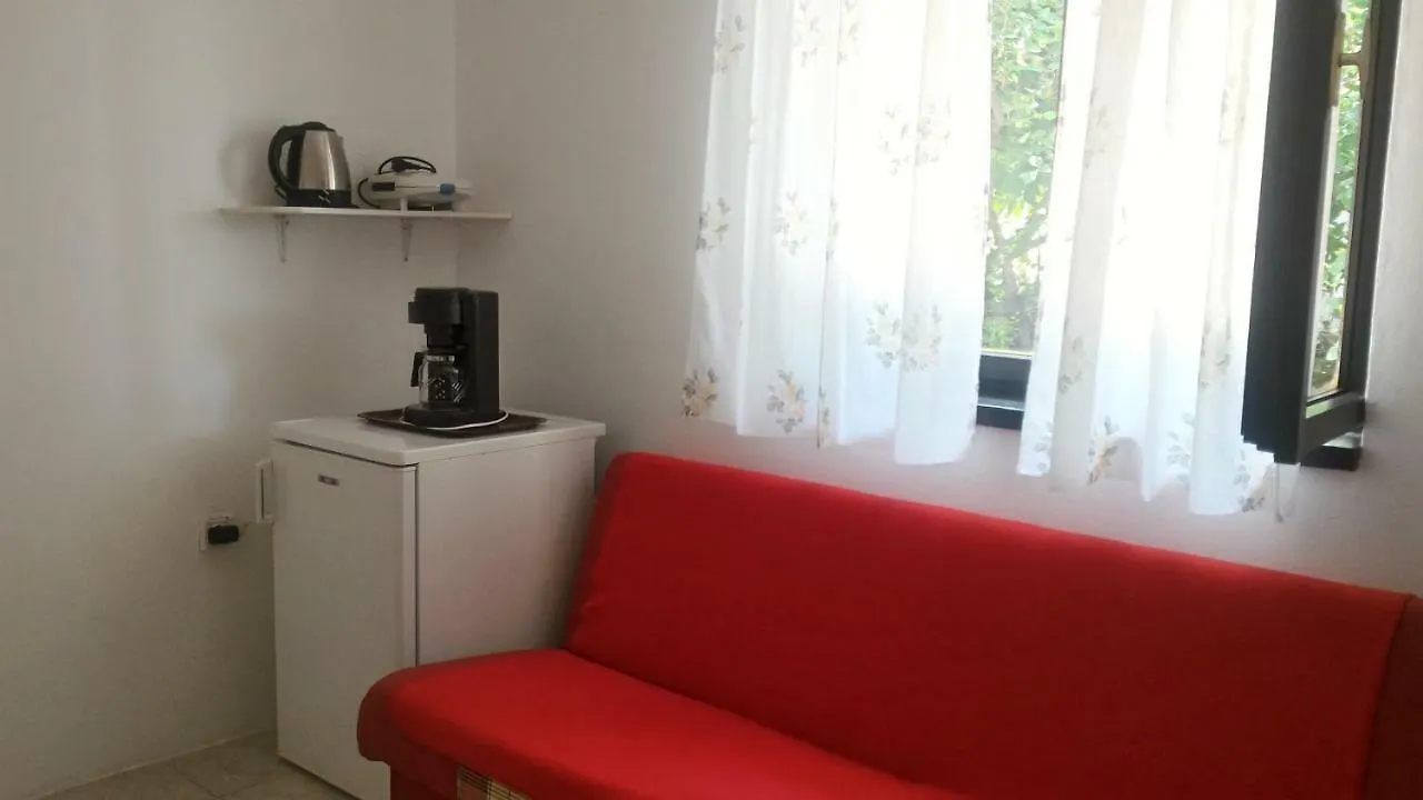 Apartments Beceic 니바이스