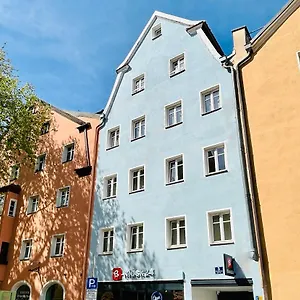 regensburger-ferienwohnungen-im-herzen-der-altstadt.com-bavaria.com/
